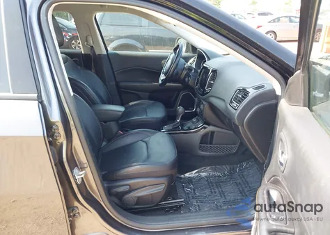 2021 Jeep Compass Limited 4X4 из США, поврежденный, VIN 3C4NJDCB1MT603331